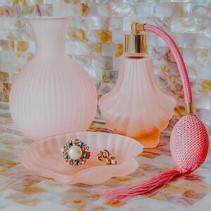 Vintage Art Deco Style Pink Frosted Glass Perfume Atomizer Vanity Set